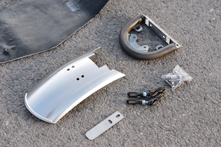 R9T Seat Kit