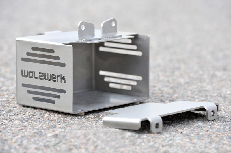 SCHIZZO® Batteriekasten "HIDE AWAY", Edelstahl gebürstet