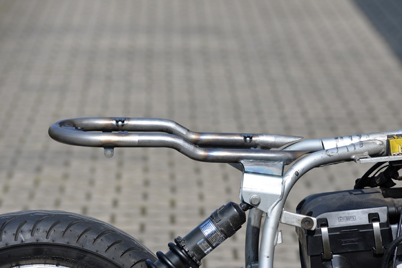 Rear Frame Paralever in black