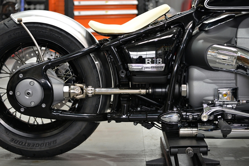 Rear Shock R18
