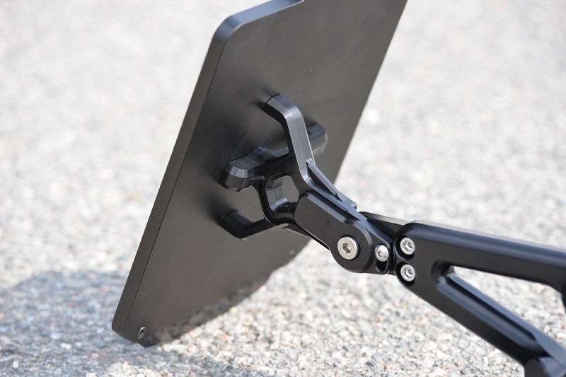 Side Mount License Plate R18