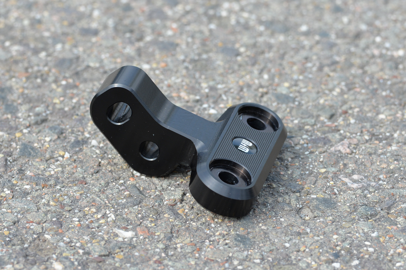 Headlight Bracket R18