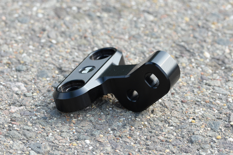 Headlight Bracket R18