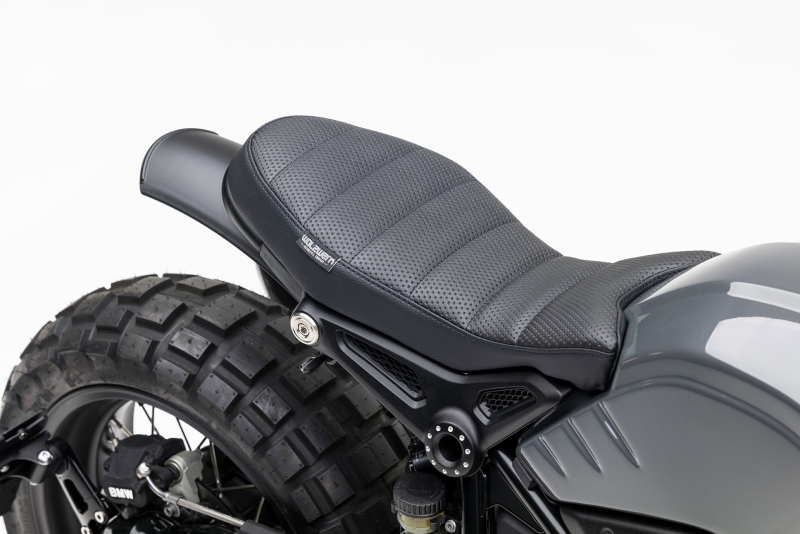 R9T Seat Kit