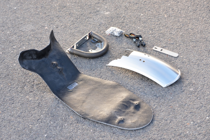 R9T Seat Kit