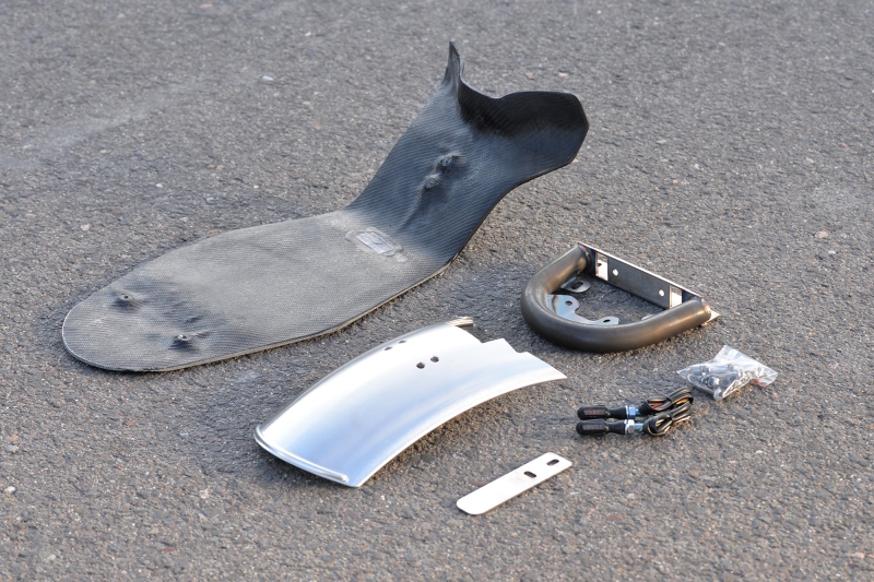 R9T Seat Kit