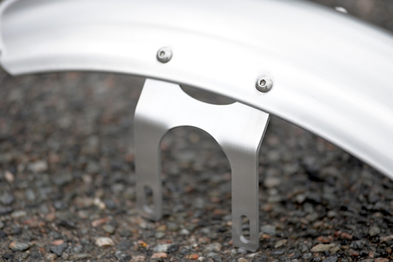 Front Fender, Monolever