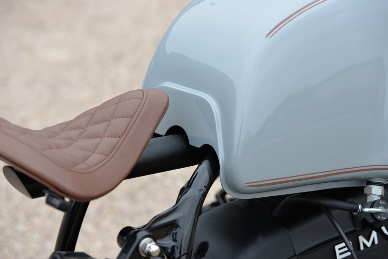 tank cover bobber